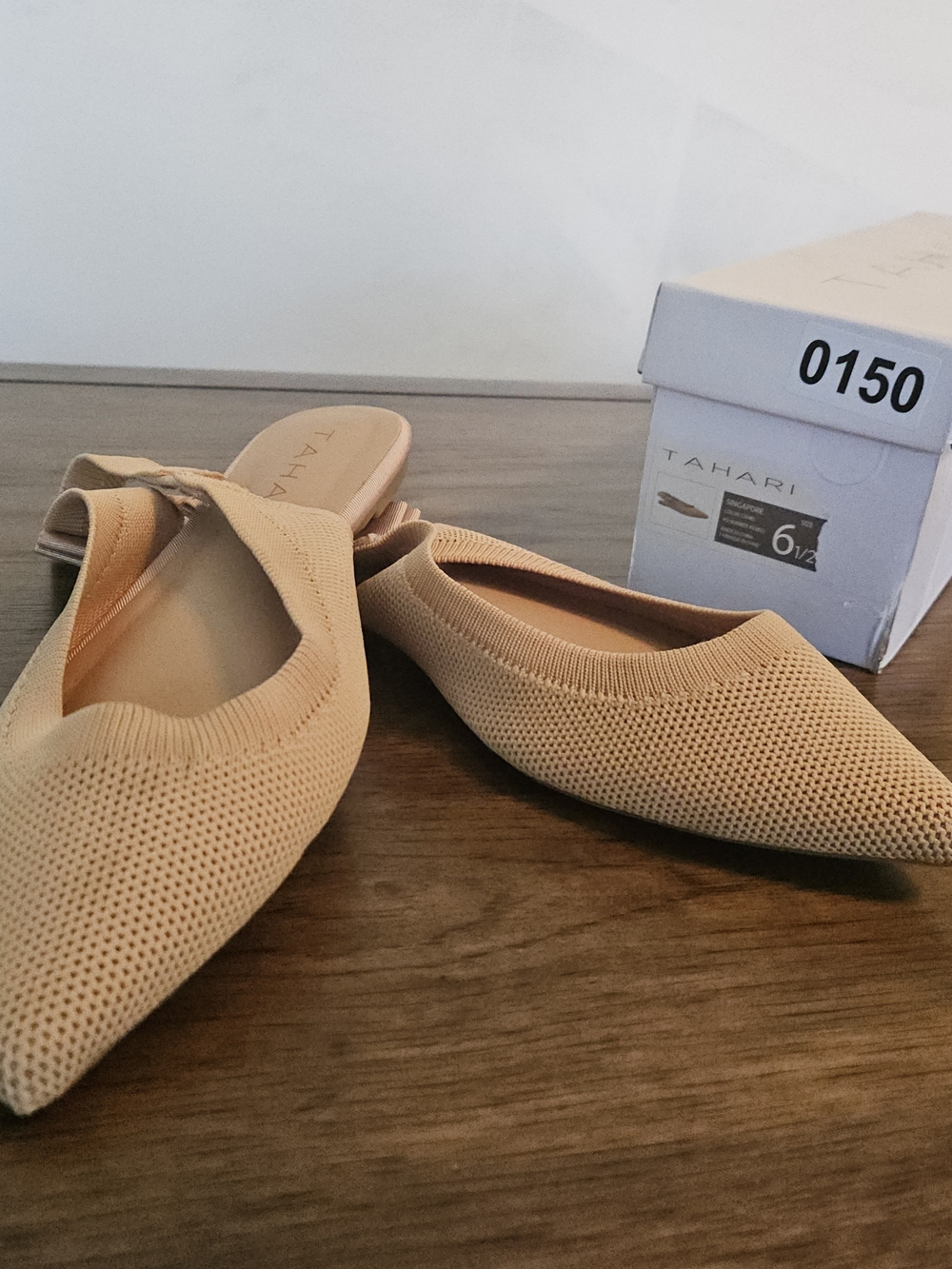 Tahari Women's Camel Knit Pointed Toe Flats 150
